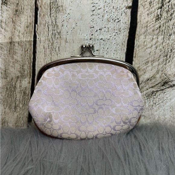 - 💋💕VINTAGE COACH KISSLOCK 💋 👛 COIN PURSE 👛 💕💋 - Picture 2 of 5